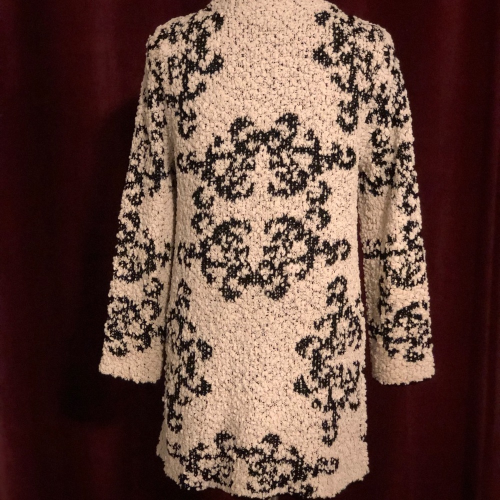 Soft Cardigan - Picture 2 of 3